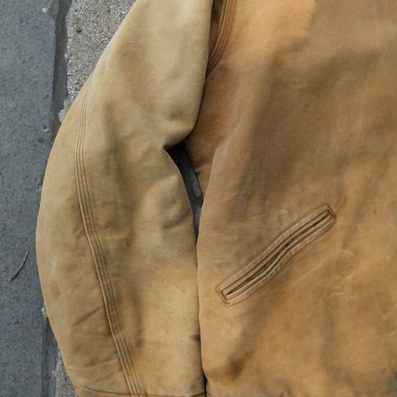 Carhartt Detroit Jacket Brown - Picture 2 of 14